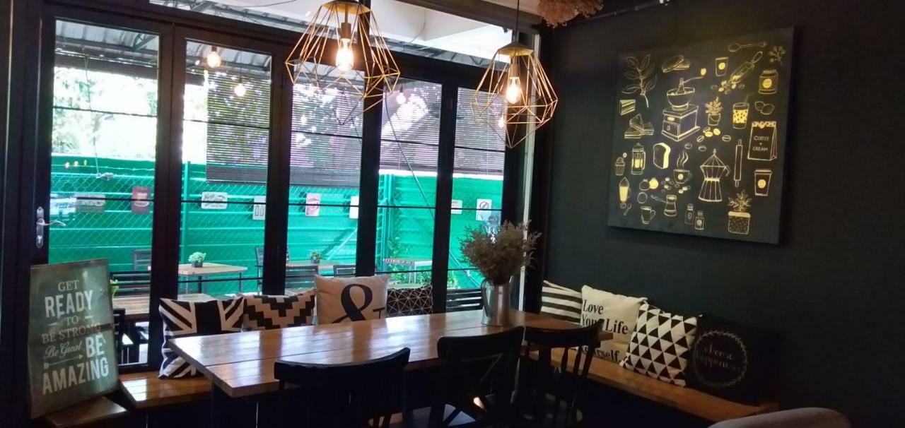The Wood Boutique Hotel Муар Екстер'єр фото
